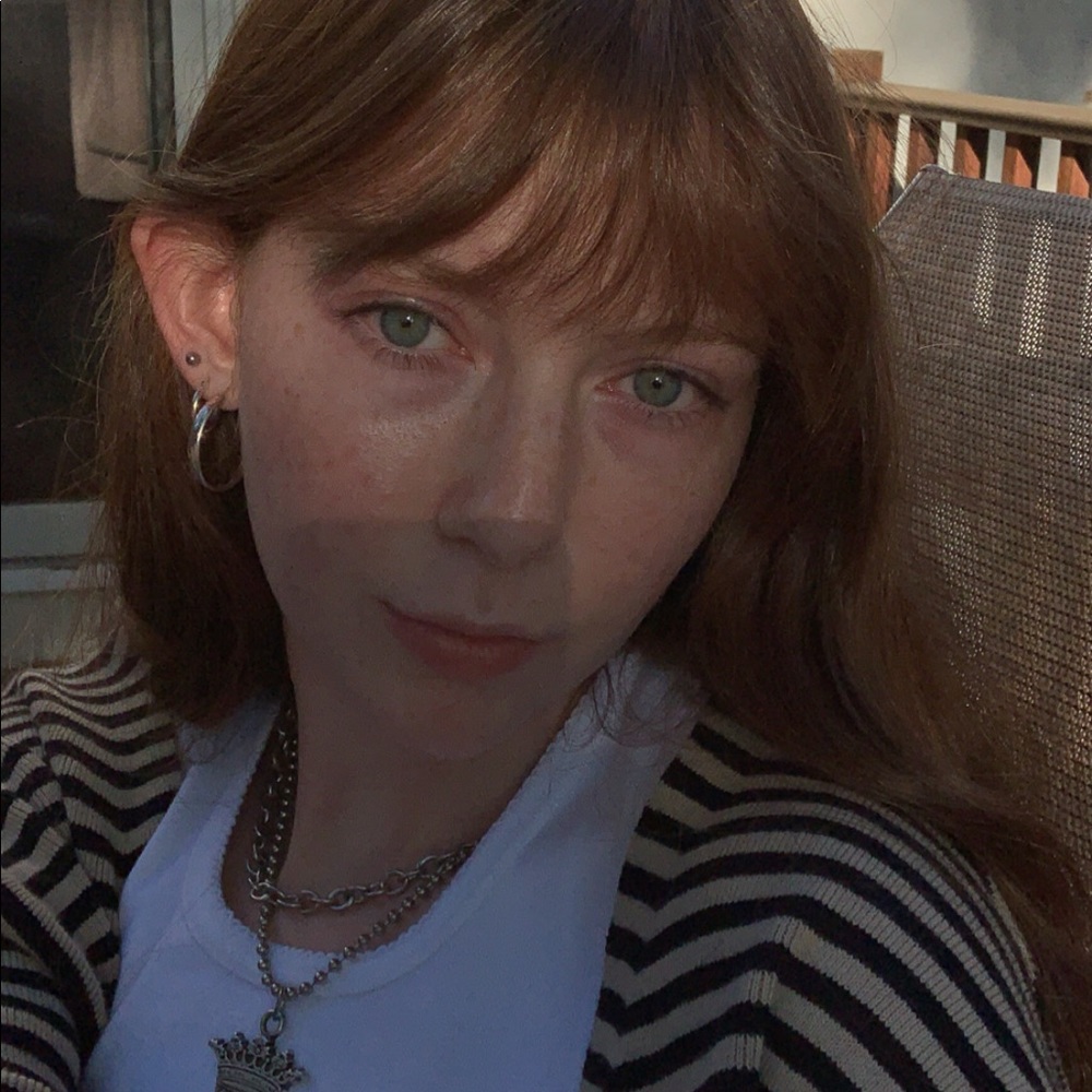 Meet your Posher, Maeve